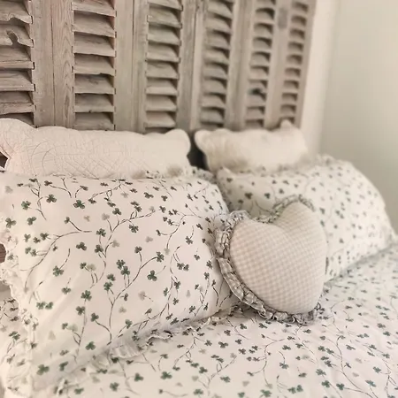 D'hotes Charme Le Trefle Pres Du Futuroscope Petit-dejeuner 3*
